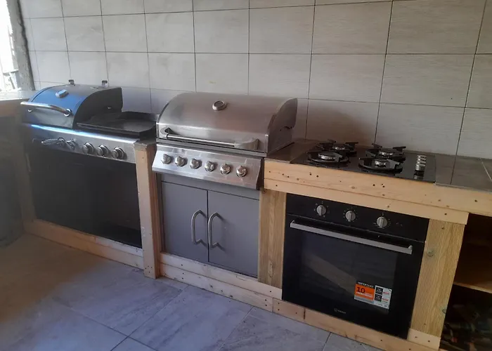 Le Zébresse Сasa de vacaciones Combrand